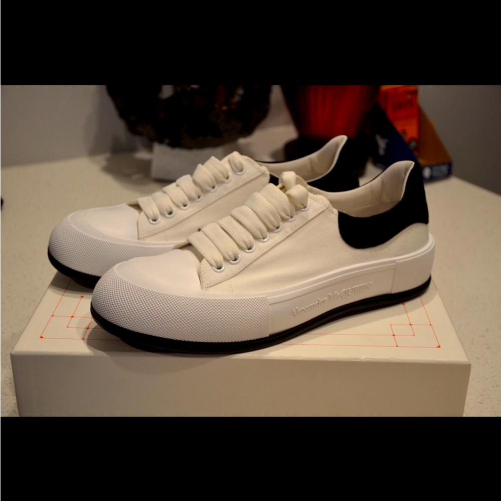 Brand New Alexander McQueen size 12